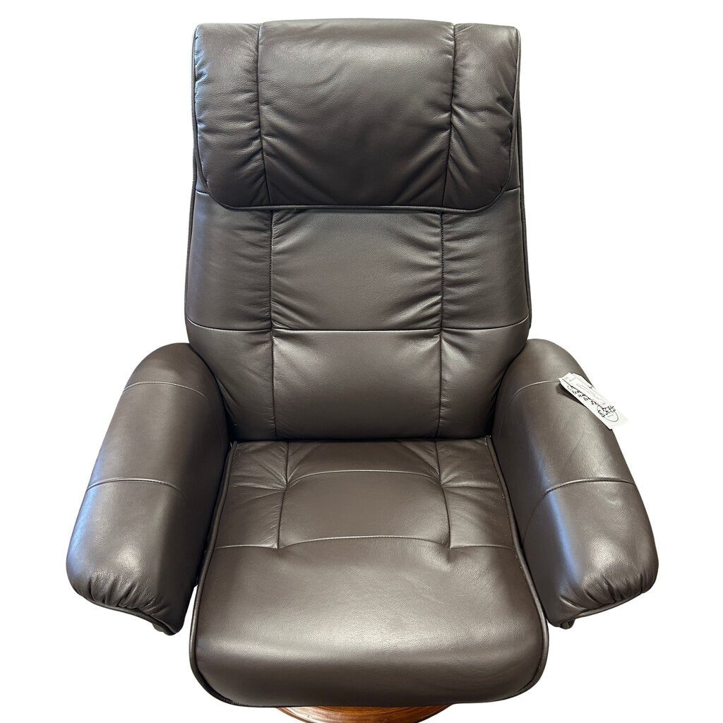 Benchmaster Ventura II Recliner & Ottoman