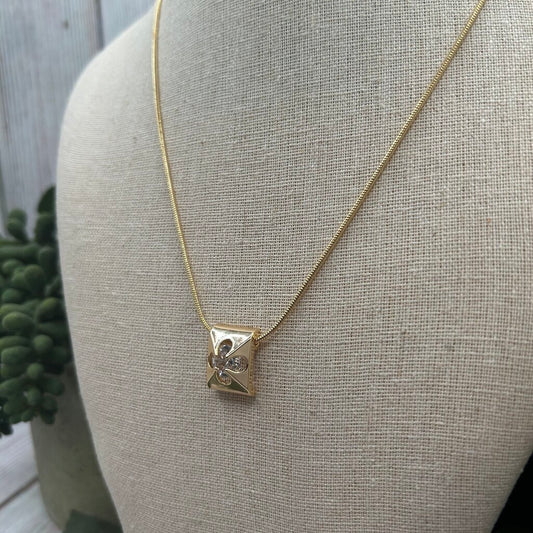 Serefina Clover Necklace