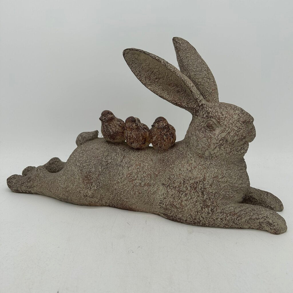 Resin Bunny w Sitting Birds