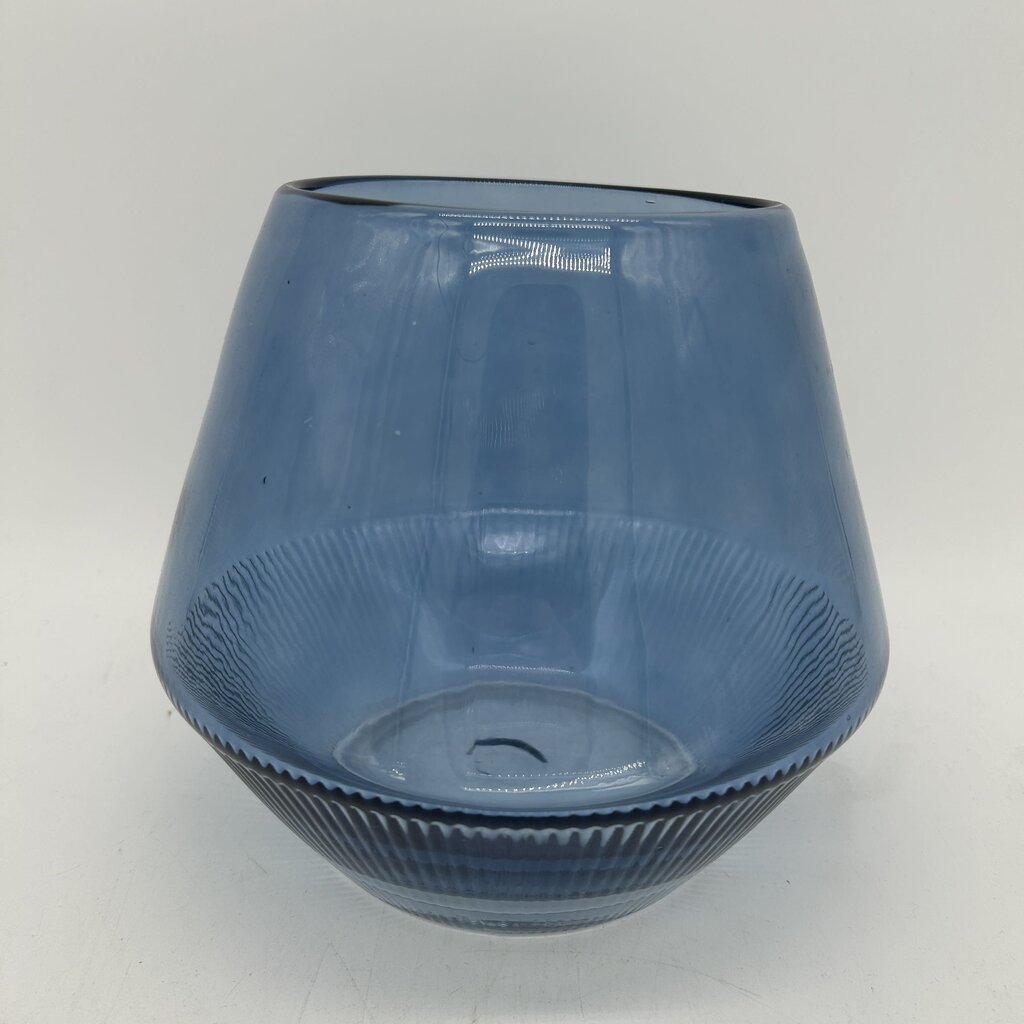 Wide Glass Vase w Ridged Base
