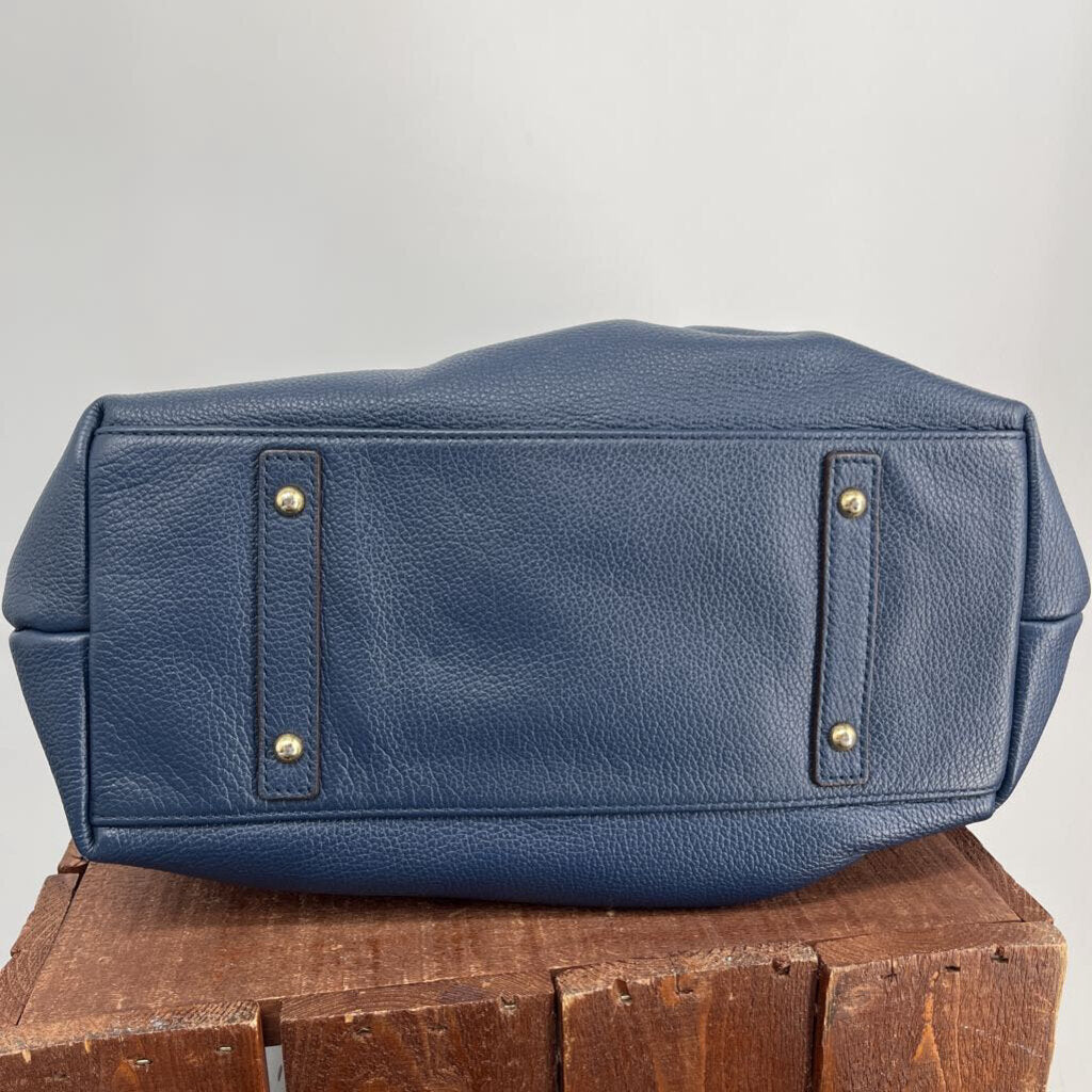 Dooney & Bourke Shoulder Bag