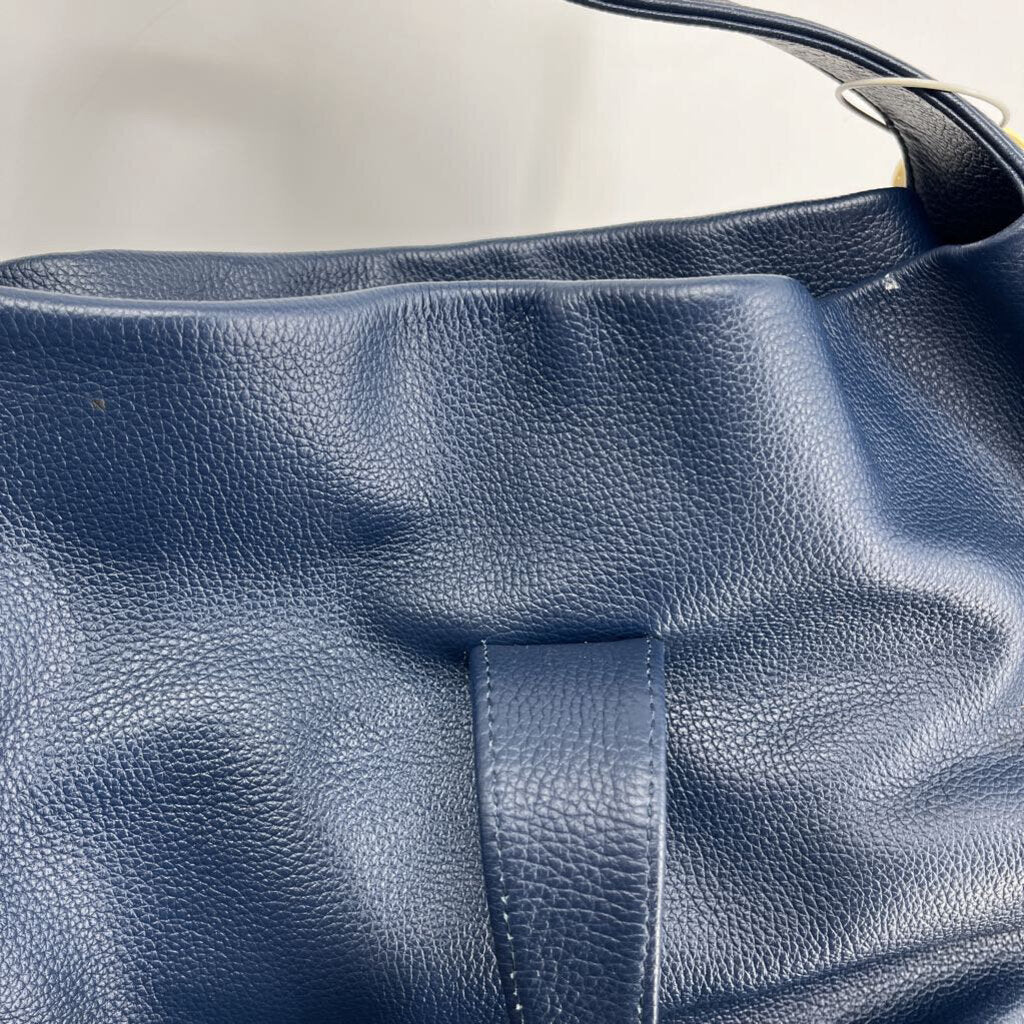 Dooney & Bourke Shoulder Bag