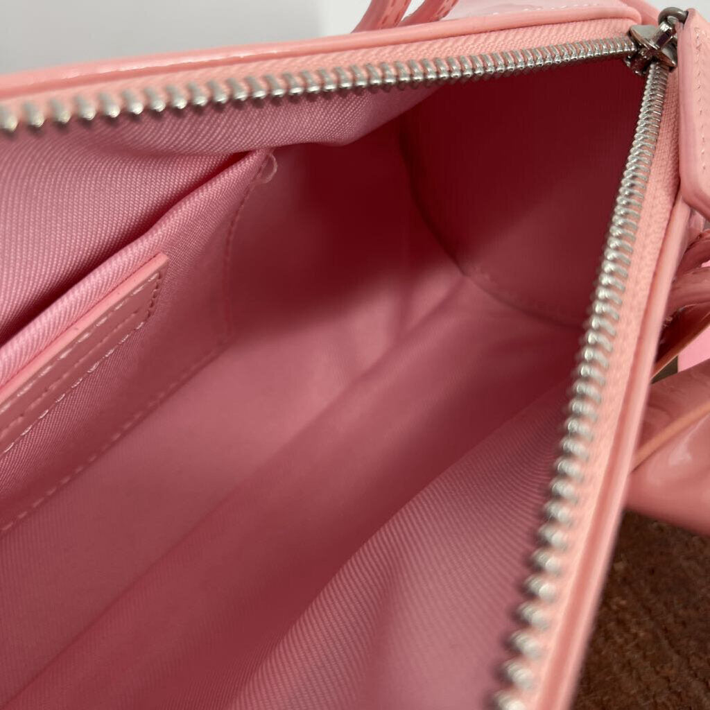 Urban Sophistication Crayon Bag