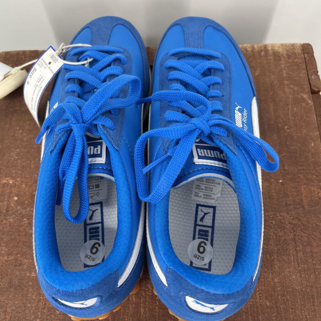 Puma Sneakers