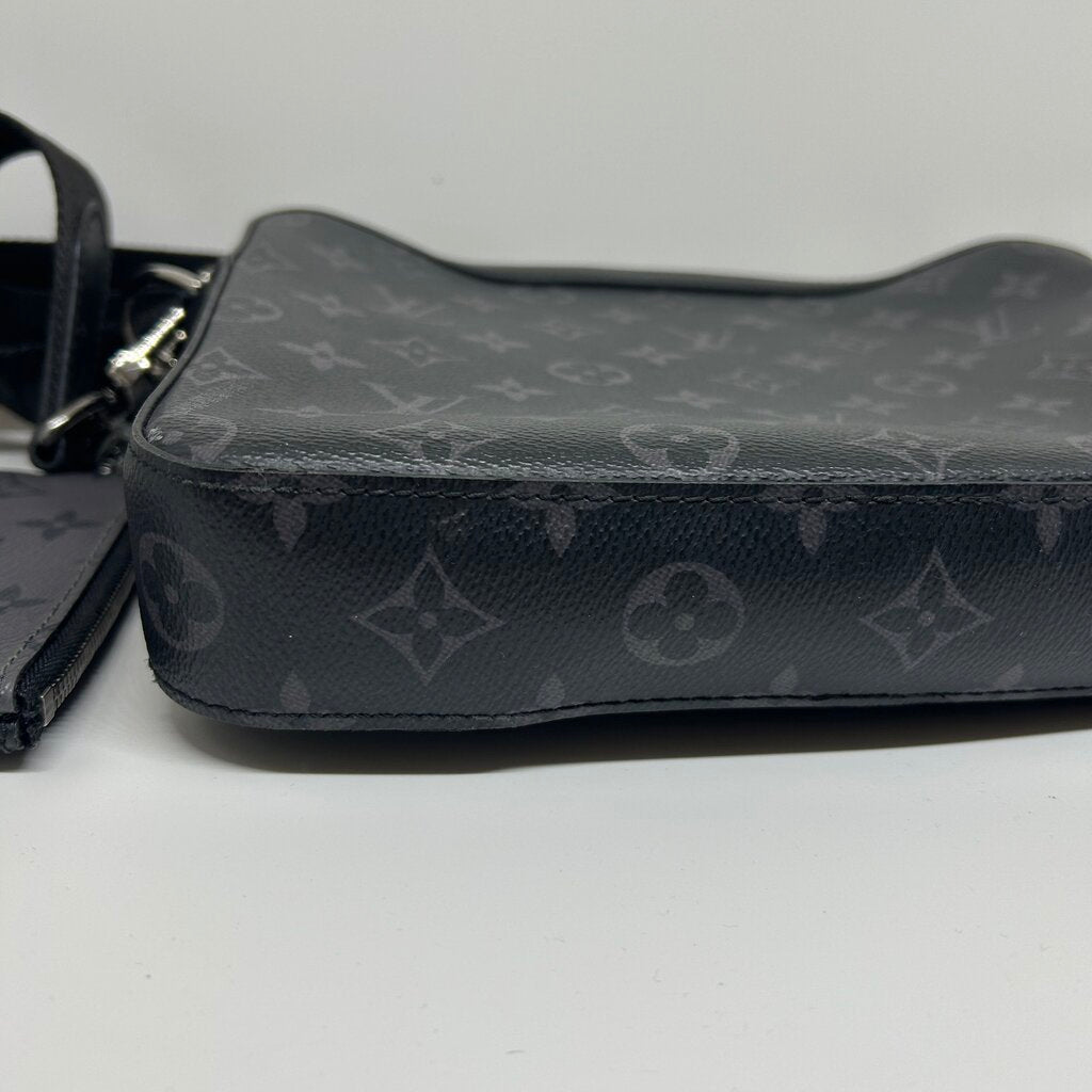 Louis Vuitton Trio Messenger Crossbody