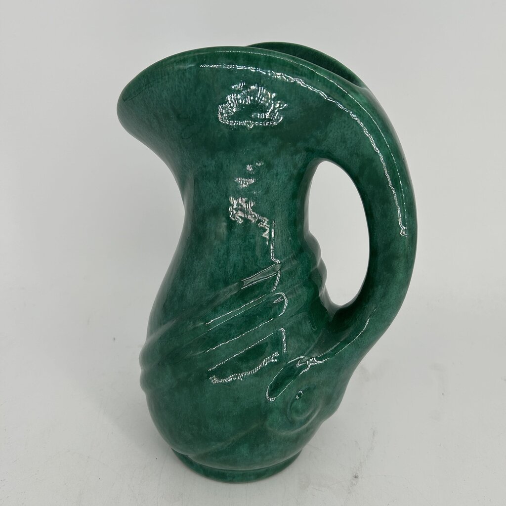 Ceramic Swirl Pitcher