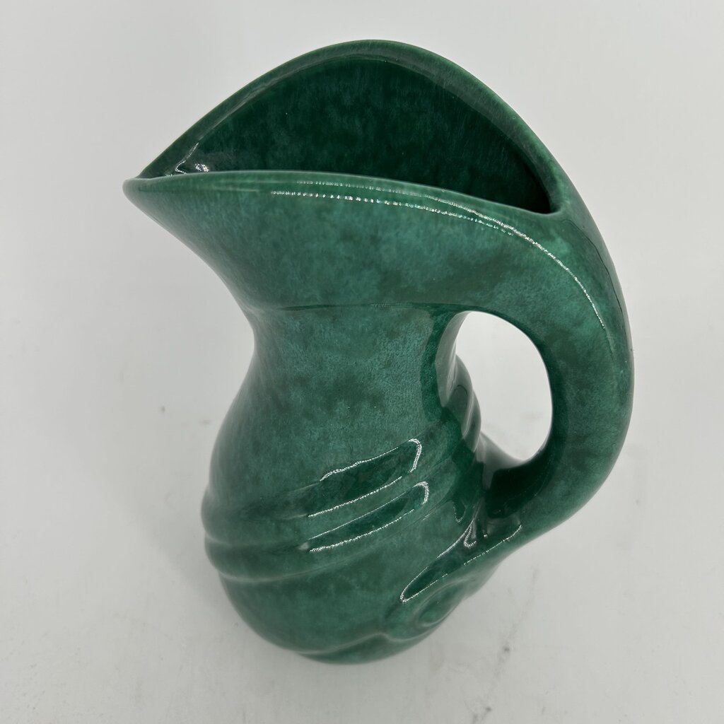 Ceramic Swirl Pitcher