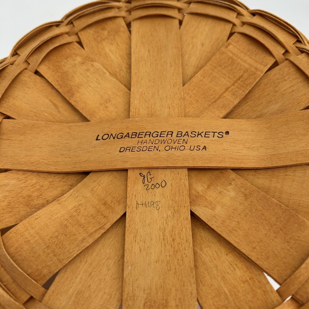 Longaberger Round Basket w Handles