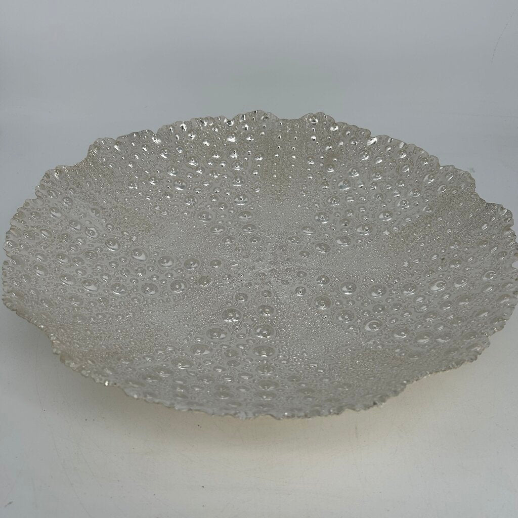 Textured Scalloped Bowl