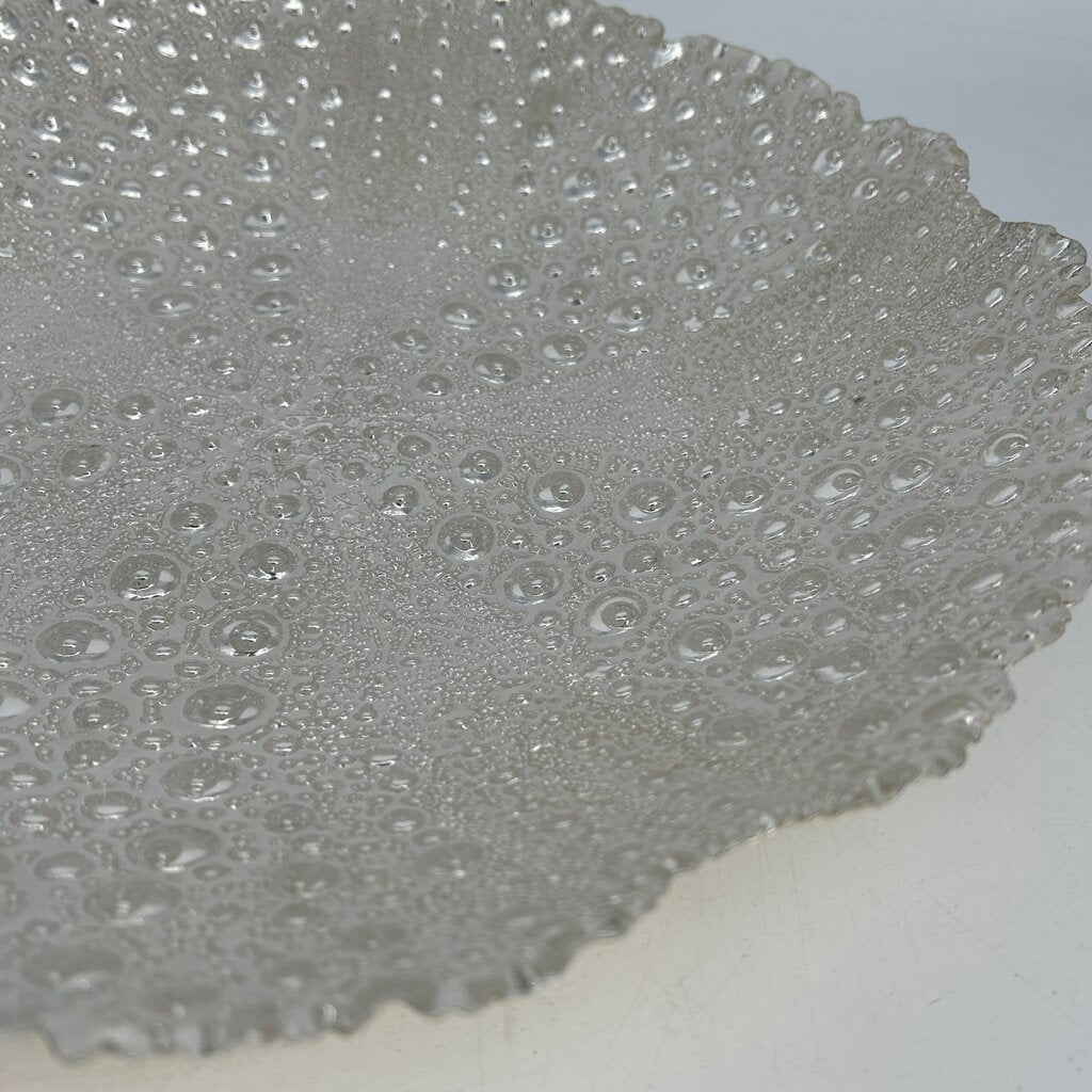 Textured Scalloped Bowl