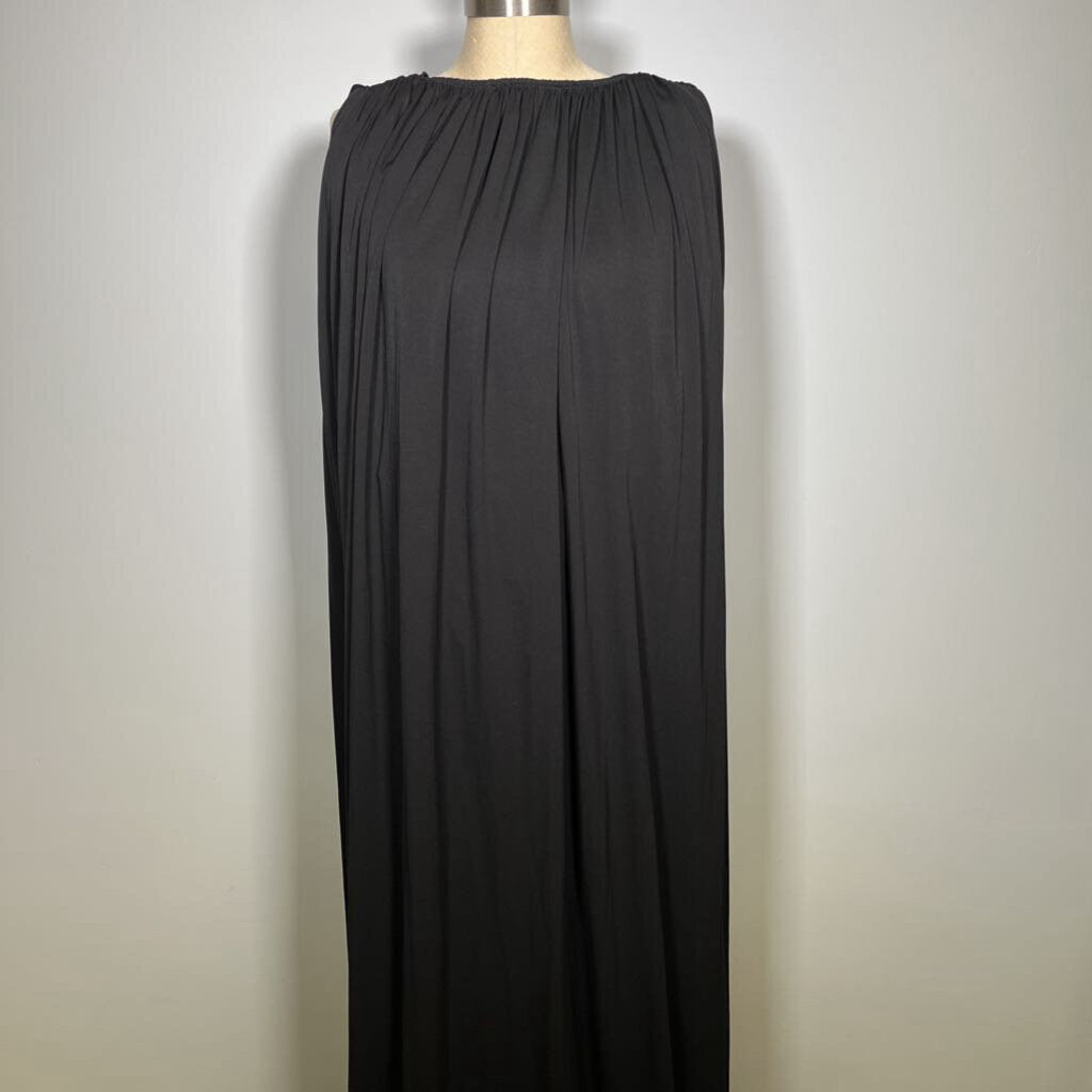 Halston Ashley Jersey V-Neck Gown