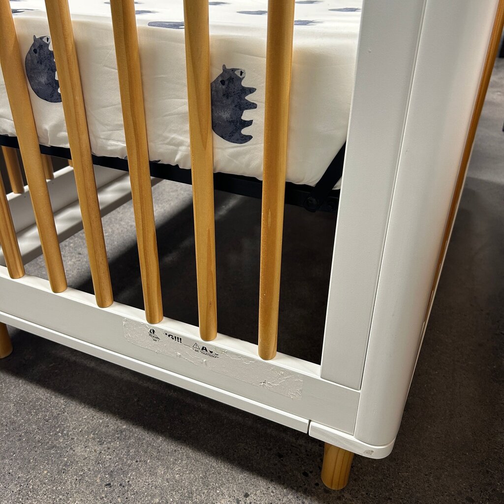 Crib with Mattress