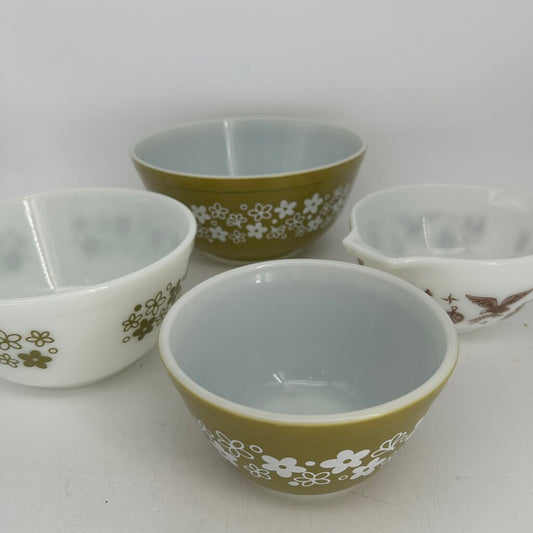 4 PC Vintage MIxing Bowl Set