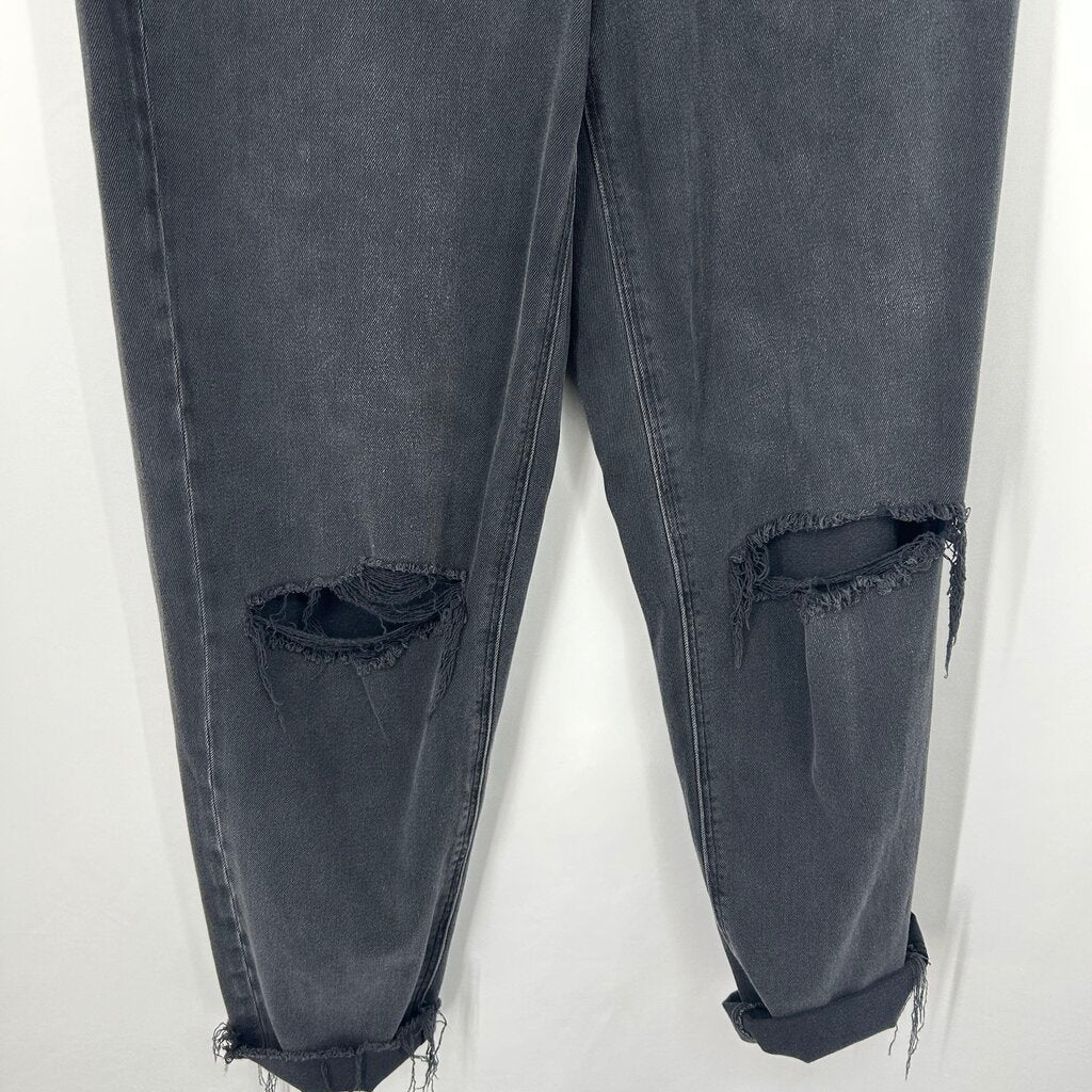 AE Distressed Jeans