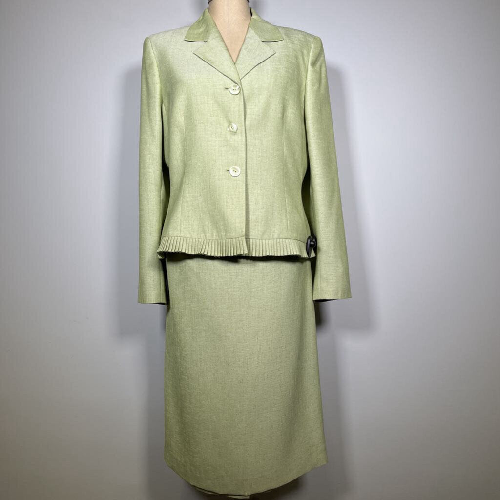 Le Suit 3pc Suit