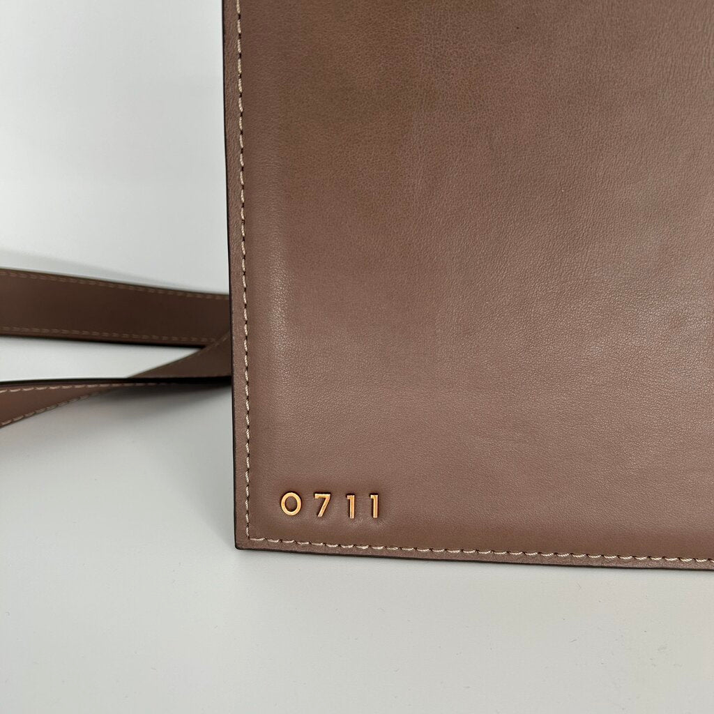 0711 CRossbody