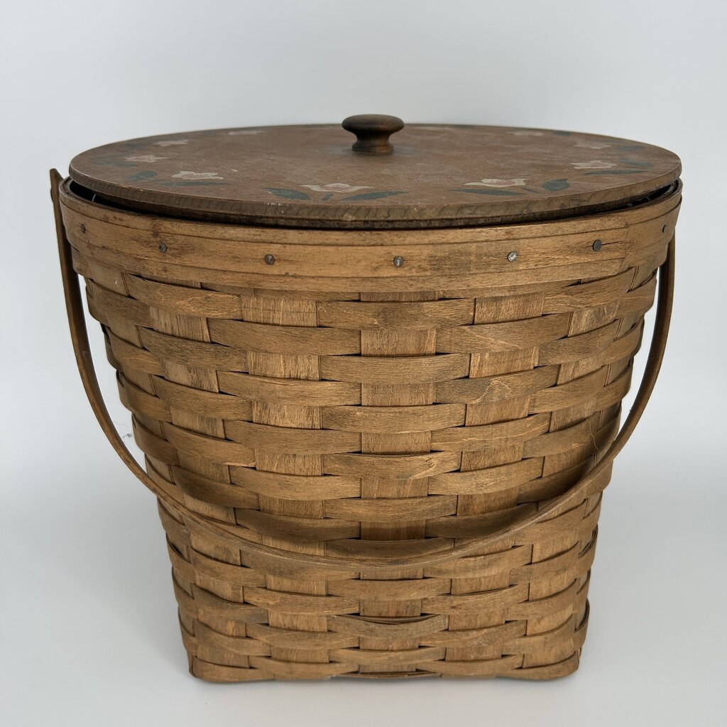 Longaberger Basket w Floral Lid