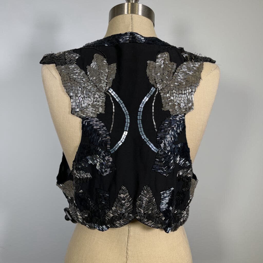 Silence + Noise Sequened Vest