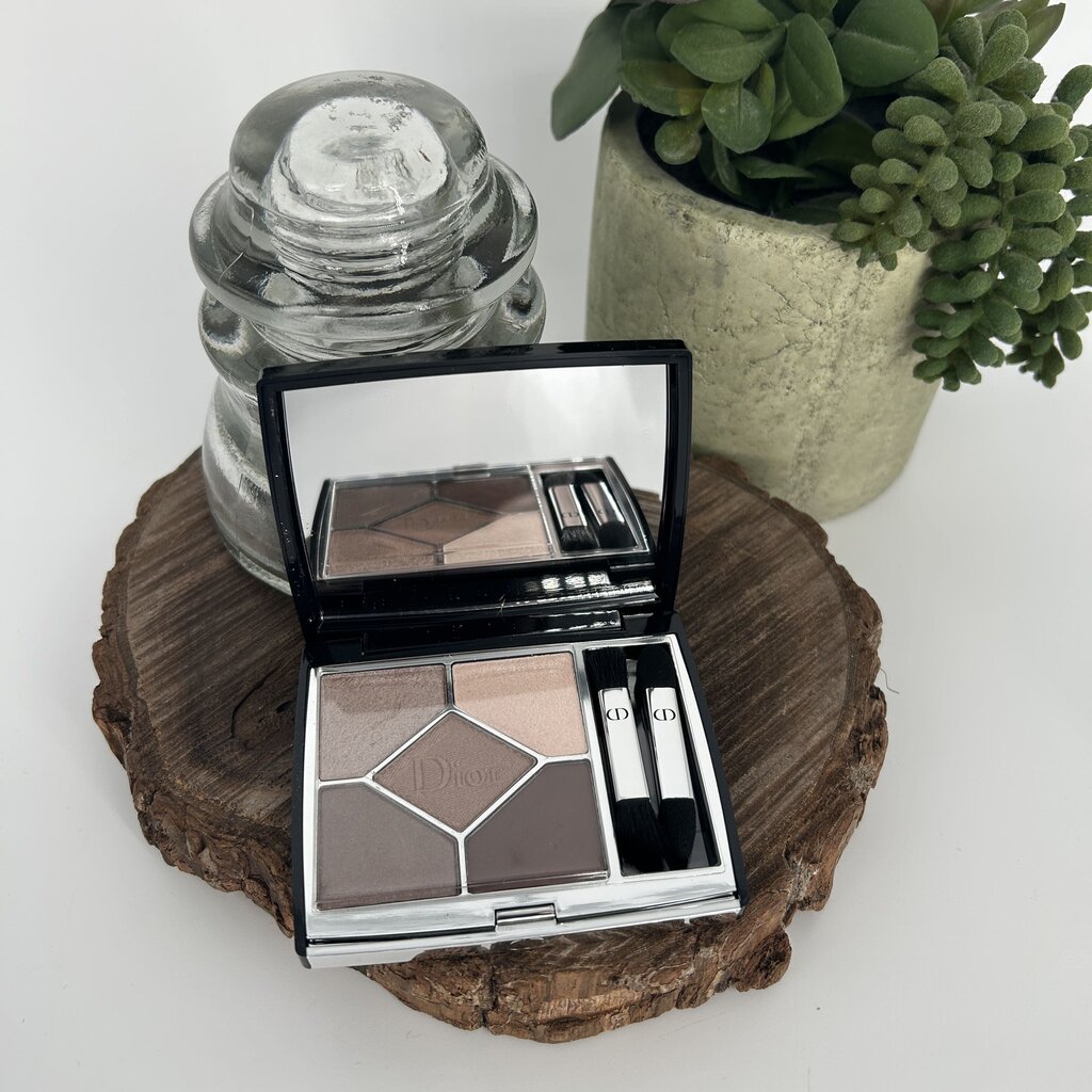 Dior Pallet