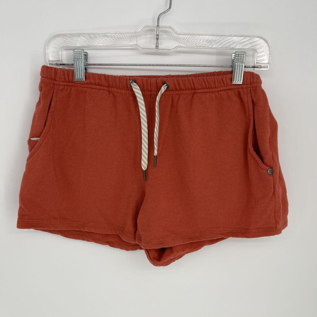 Vuori Shorts