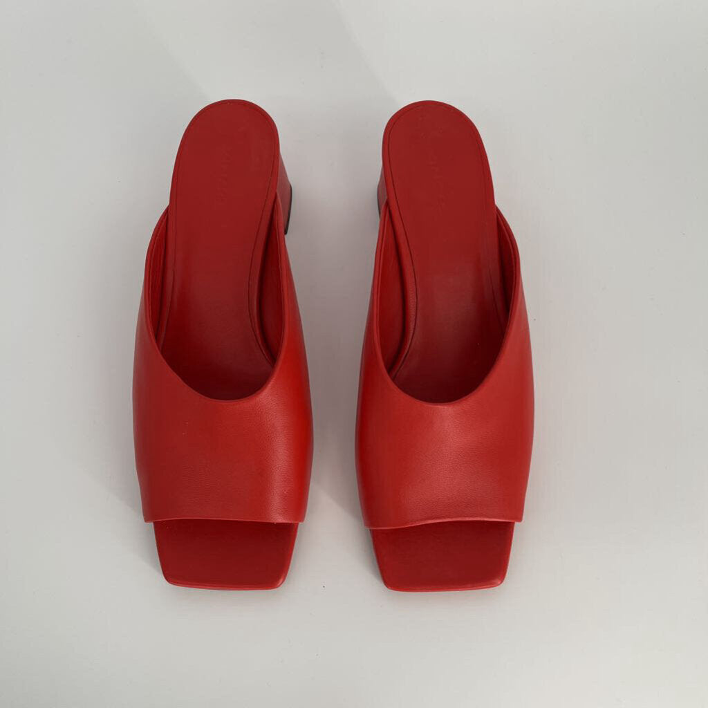 Vince Sandals