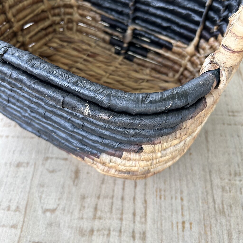 Oblong Triangle Design Basket