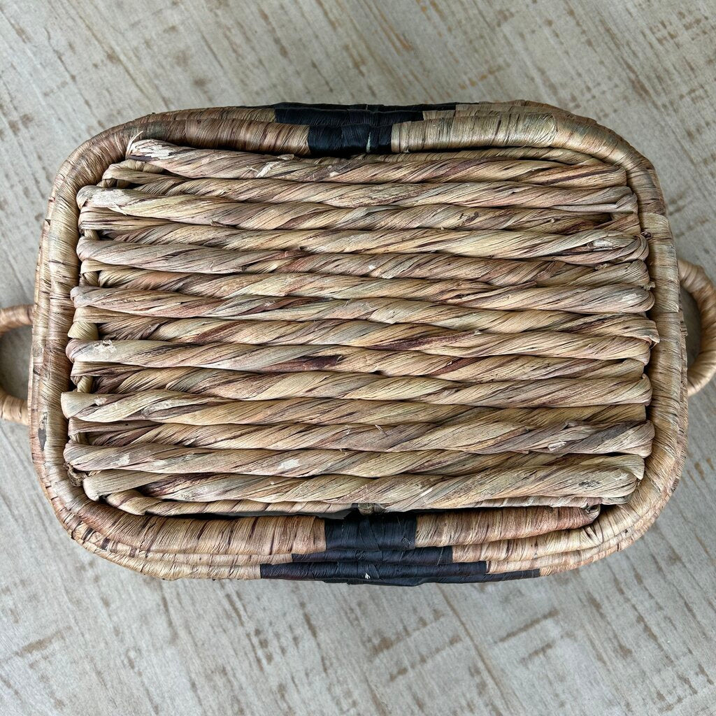 Oblong Triangle Design Basket
