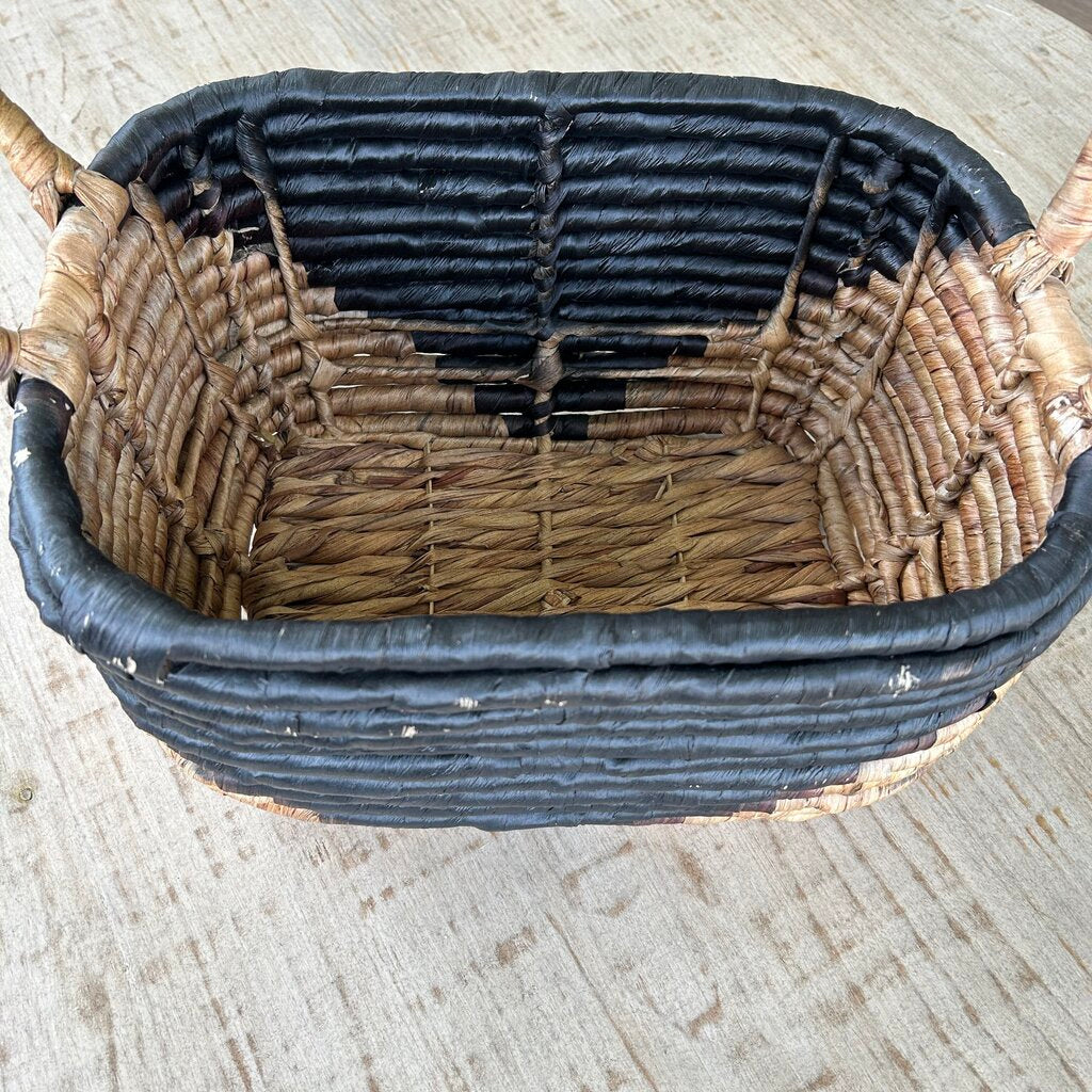 Oblong Triangle Design Basket