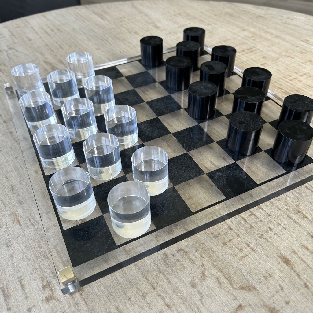 Acyrlic Chess Game w Pieces