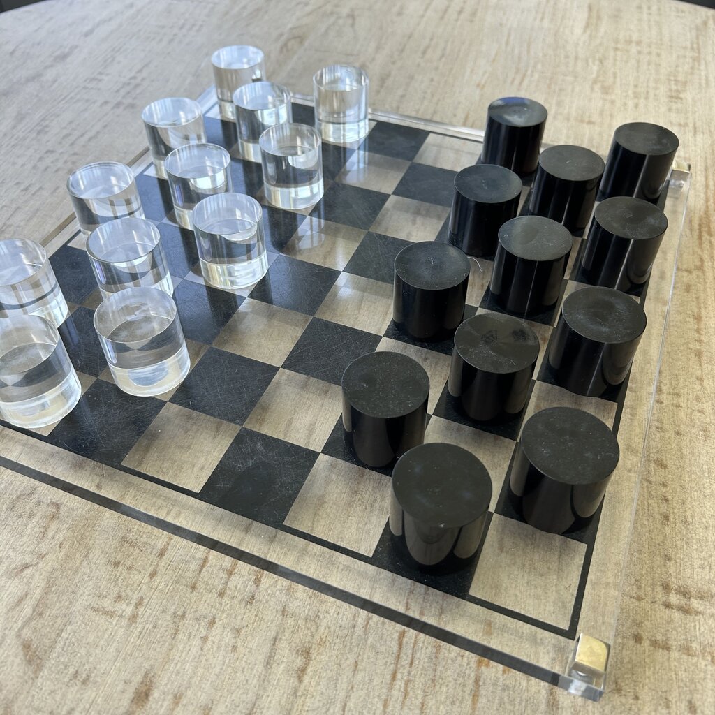 Acyrlic Chess Game w Pieces