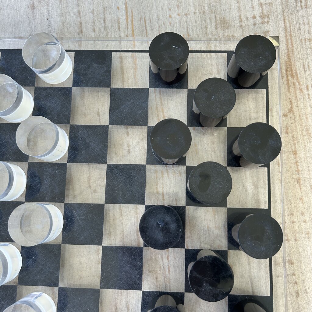 Acyrlic Chess Game w Pieces