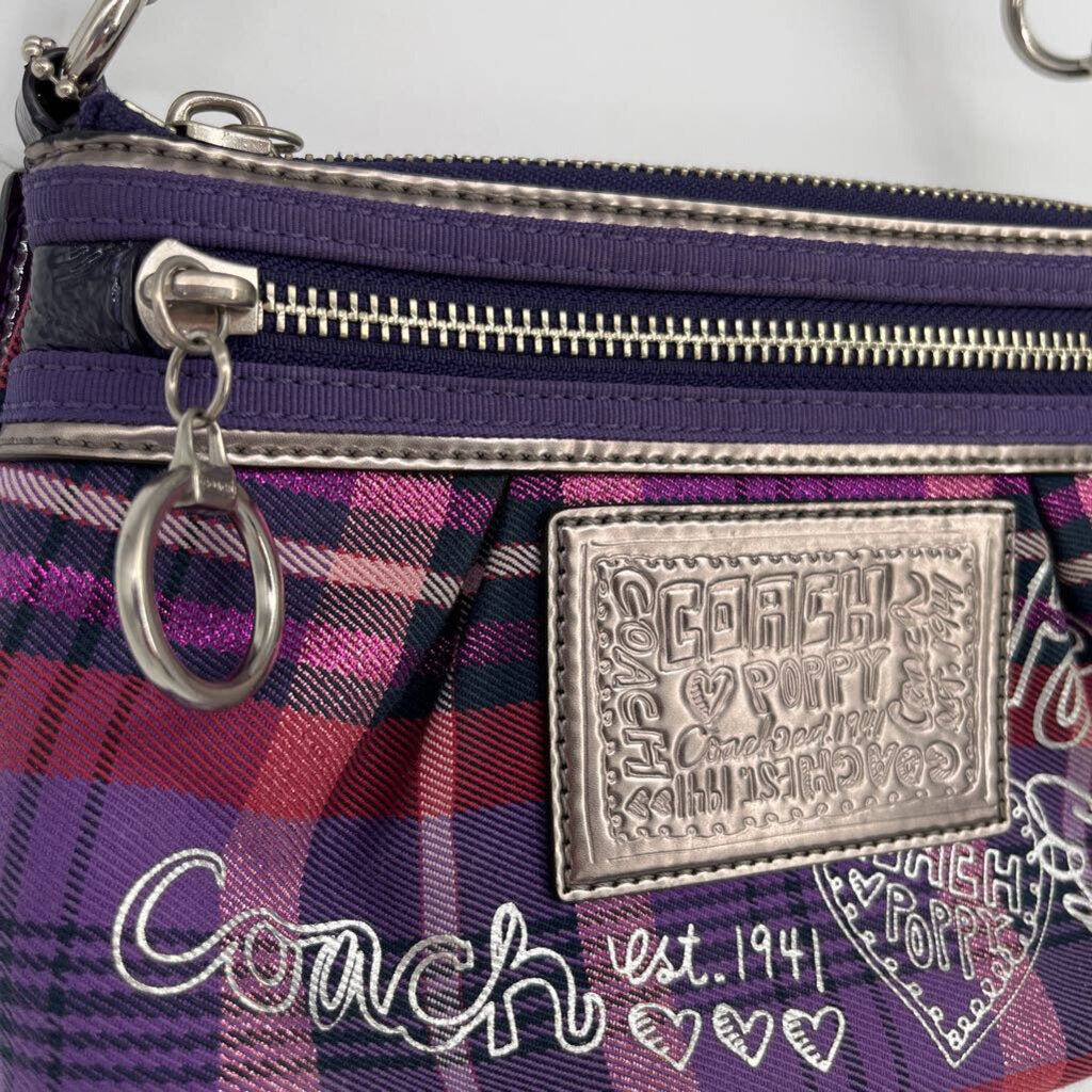 Coach Poppy Wristlet