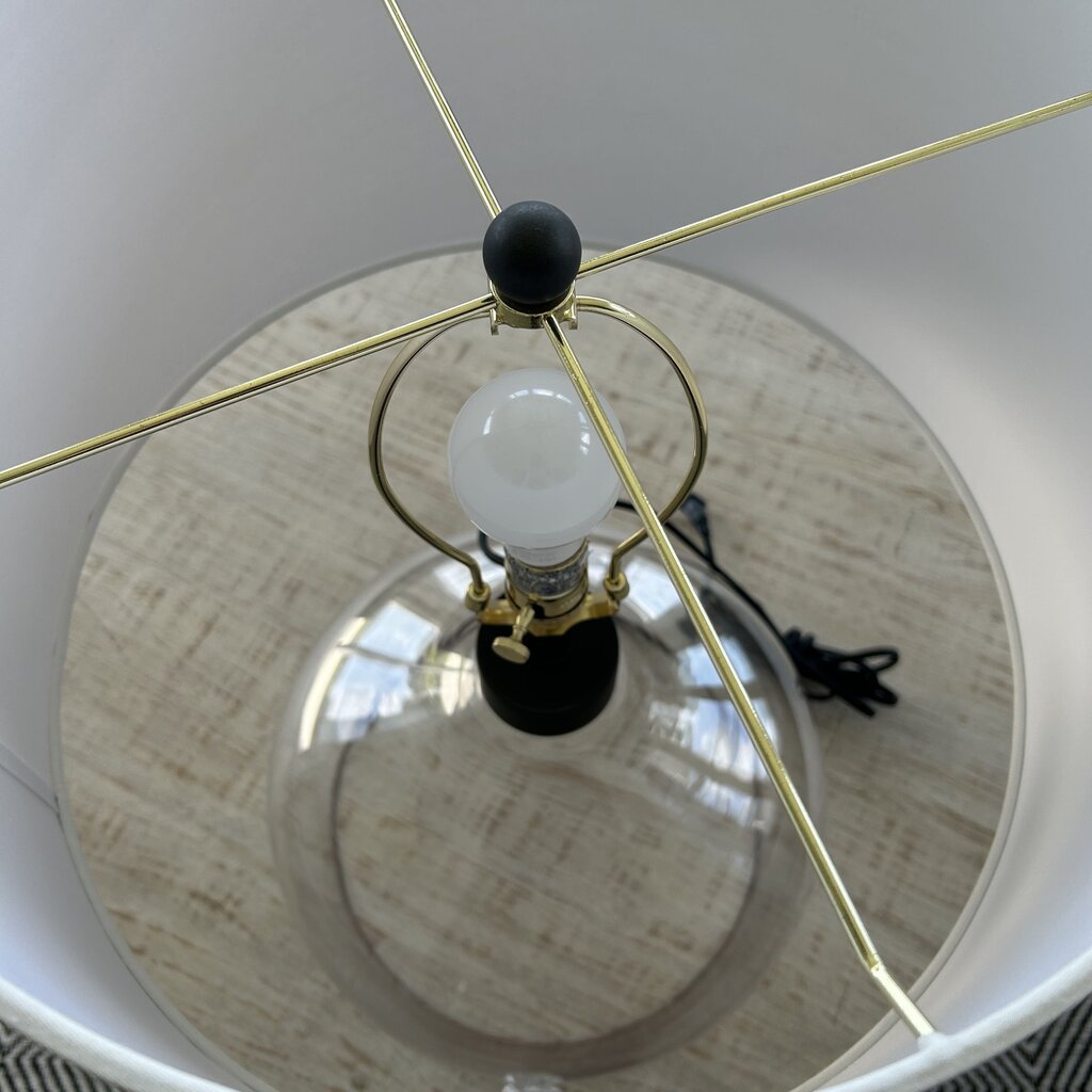 Wide Round Glass Base Lamp