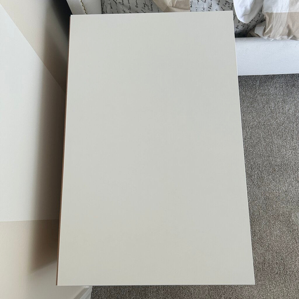 Laminate Nightstand with 2 Drawers