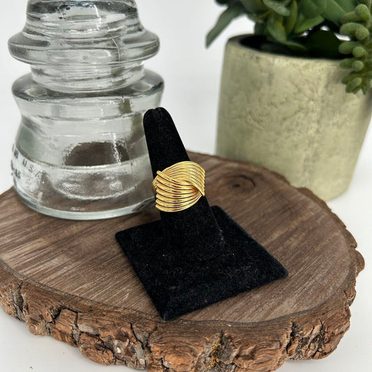 Aureum Crossover Ring