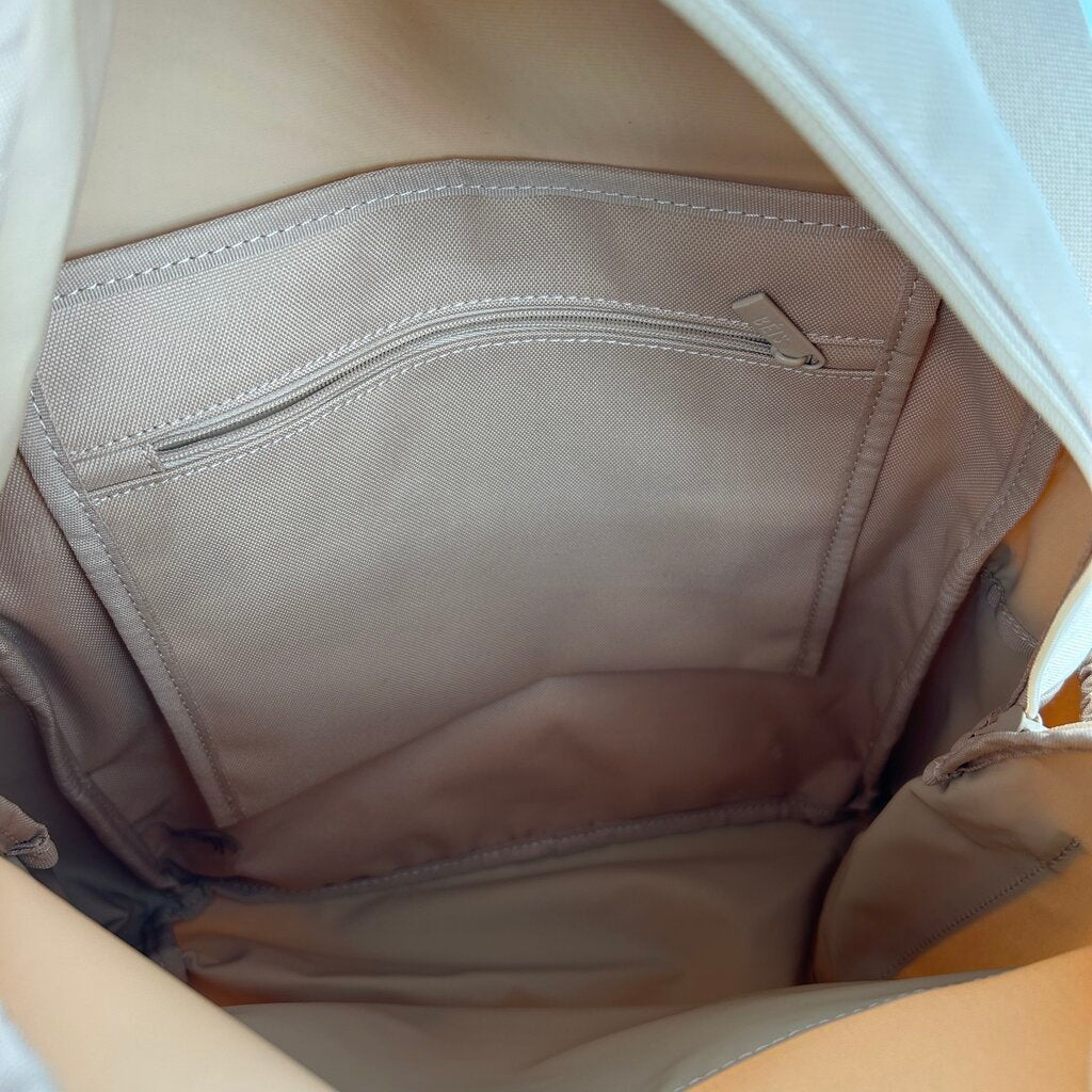 Beis Backpack