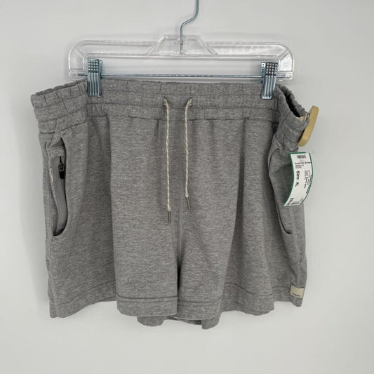 Vuori Shorts