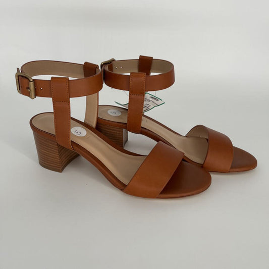M. Gemi Heeled Sandal