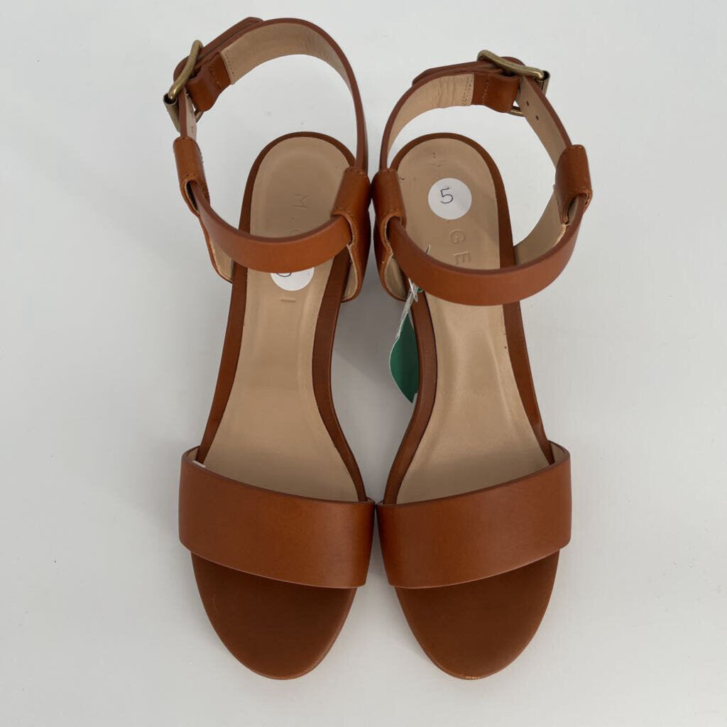 M. Gemi Heeled Sandal