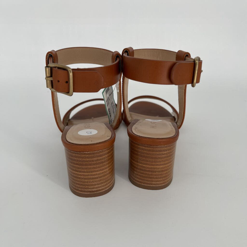 M. Gemi Heeled Sandal