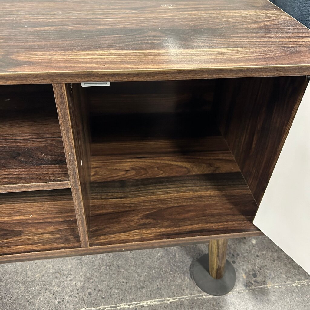 Retro Style TV Stand