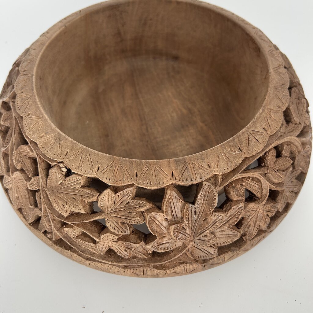 Ornate Leaf Carved Fruit Bowl