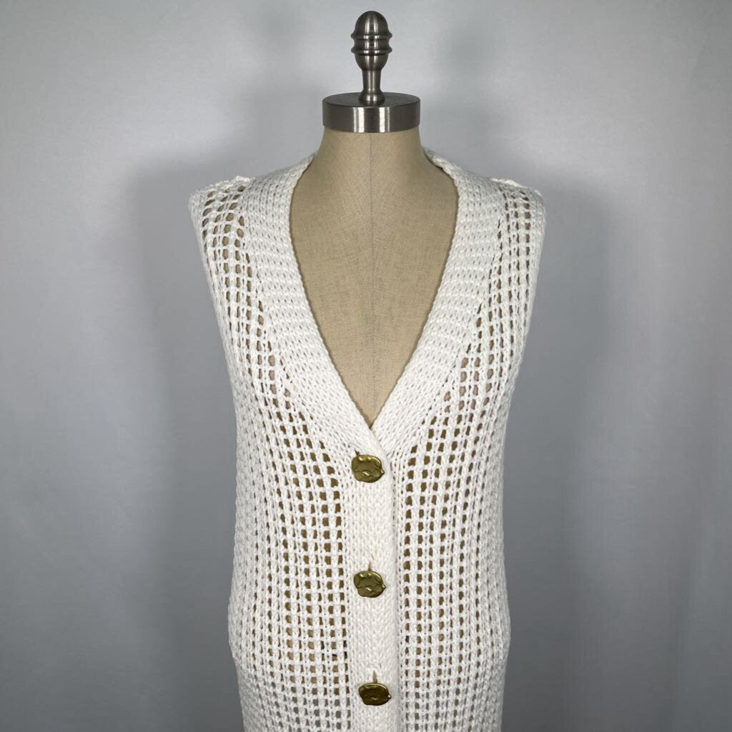 Flat White Vest