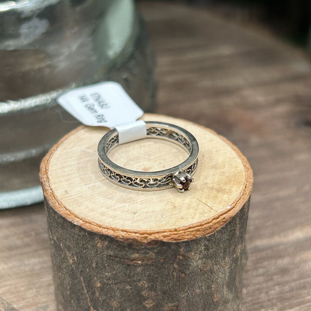 14k Gem Ring