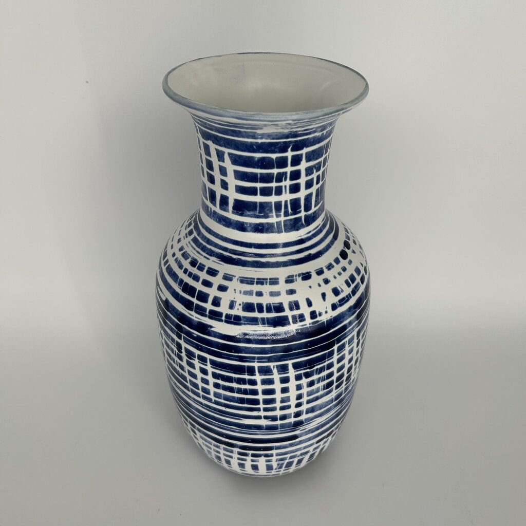 Plaid Lined Ceramic Vase