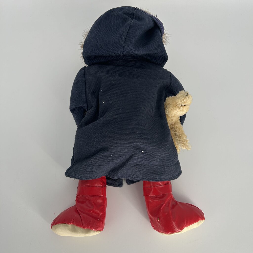 Boyd Bear w/ Stuffies