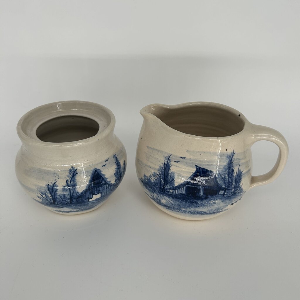 Barn Motif Cream & Sugar Set AS IS