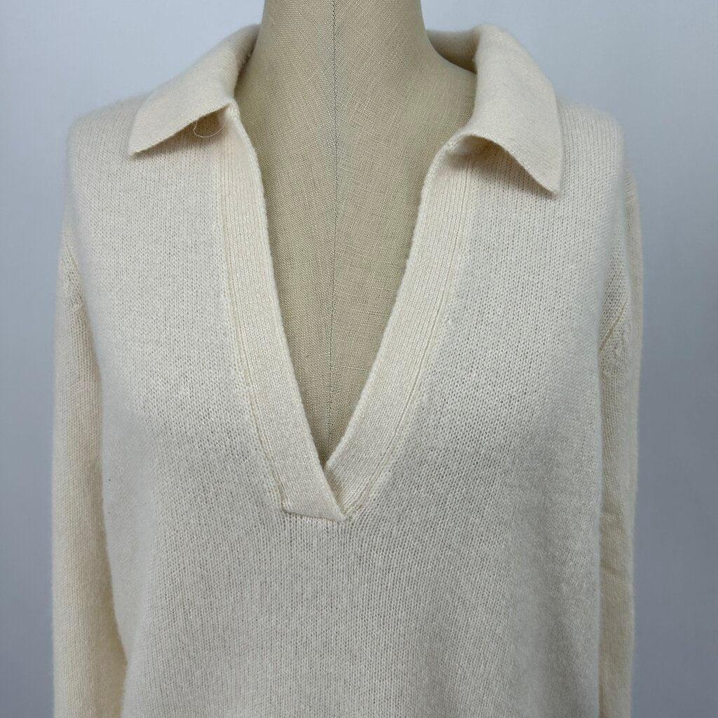 The Group Babaton cashmere Sweater