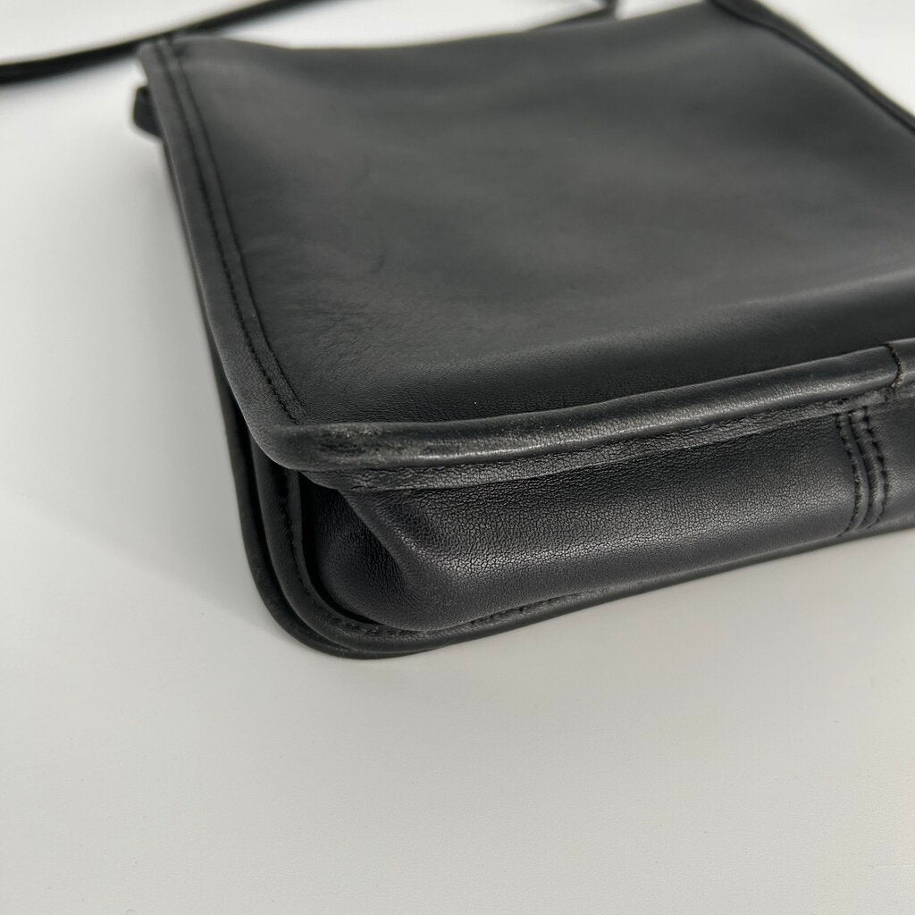 VTG Coach Shoulder Bag