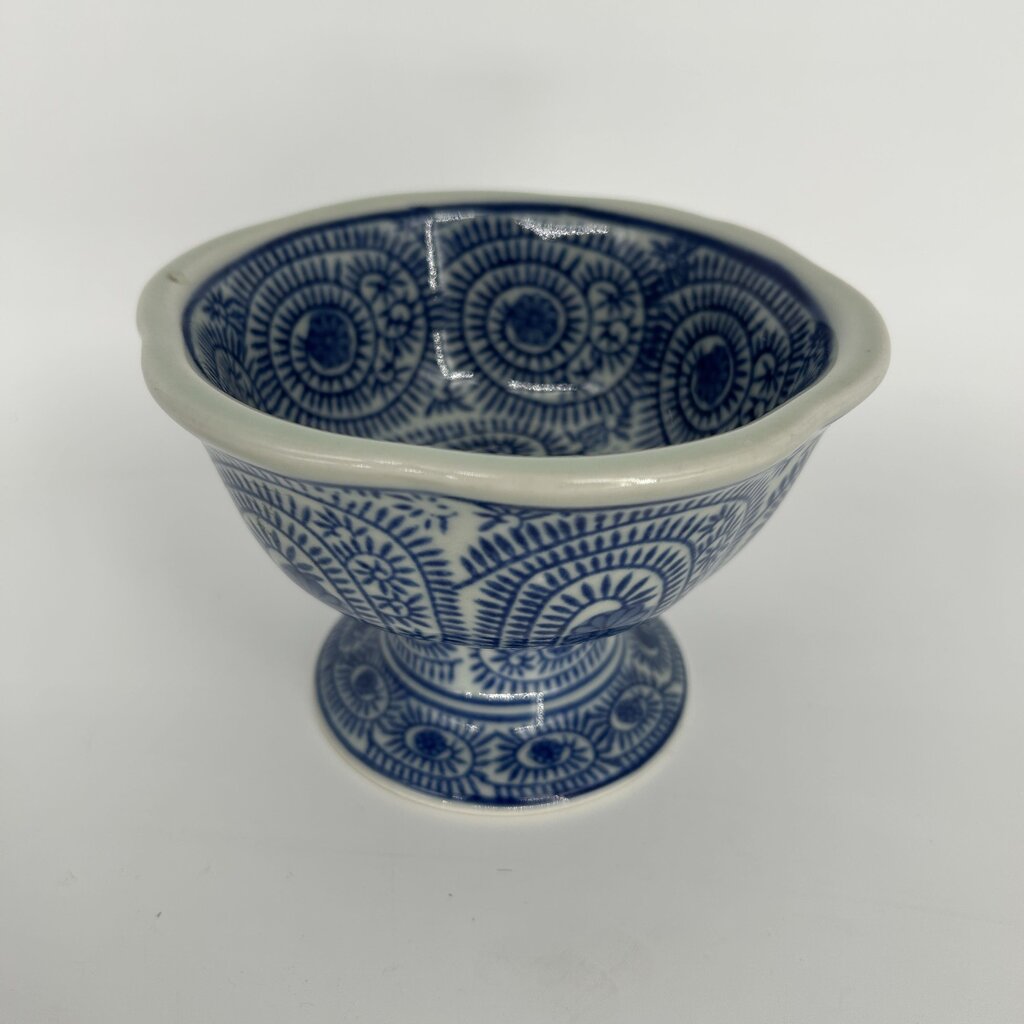 Porcelain Pedestal Bowl